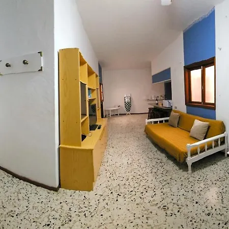Isabel Maria Apartment *