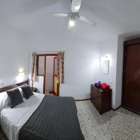 Isabel Maria Apartment Montana la Data